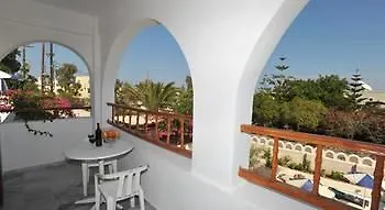 Hotel Sunflower Santorini Kamári