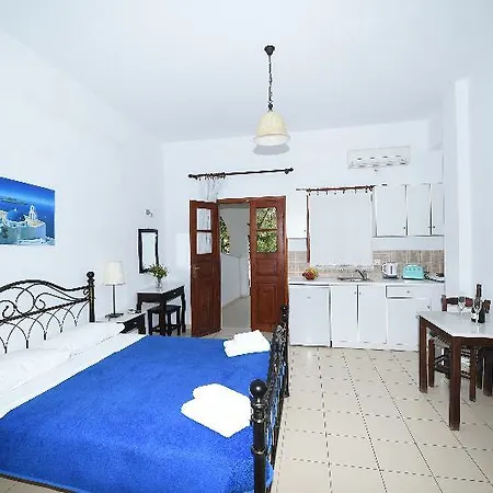Hotel Sunflower Santorini Kamári